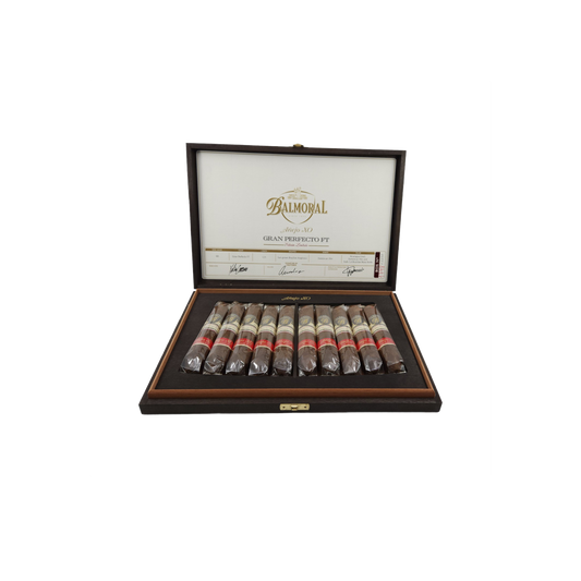 Balmoral Anejo XO Gran Perfecto FT EL 2018