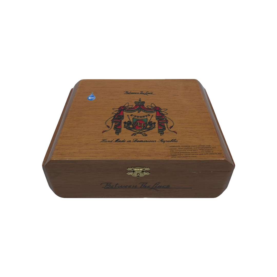 Hemingway Between the Lines