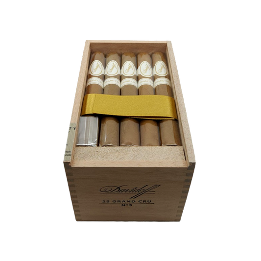 Davidoff Grand Cru No.3- Discontinued.